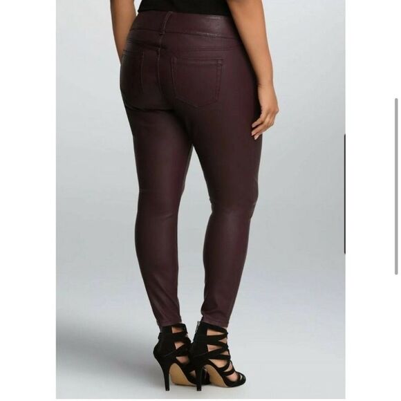 Torrid Plus Size Premium Faux Leather Jegging in Oxblood - Picture 3 of 9